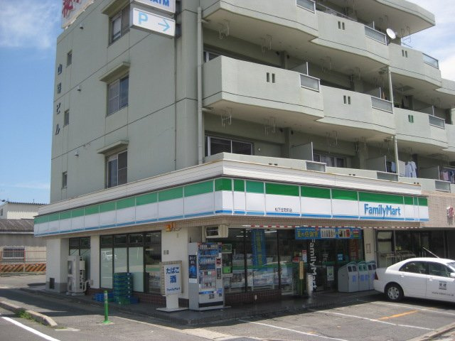ポーラスターの周辺|ファミリーマート松下住宅前店まで871ｍ