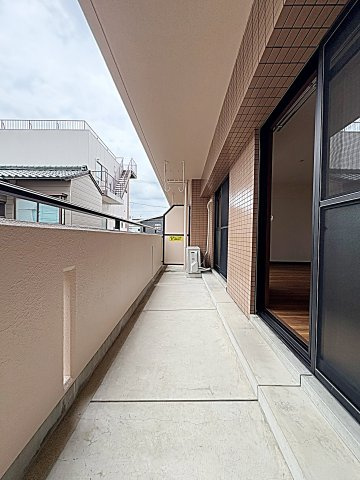 グランデージ竹越のバルコニー