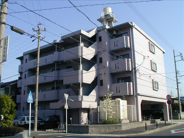 横井ビルの外観