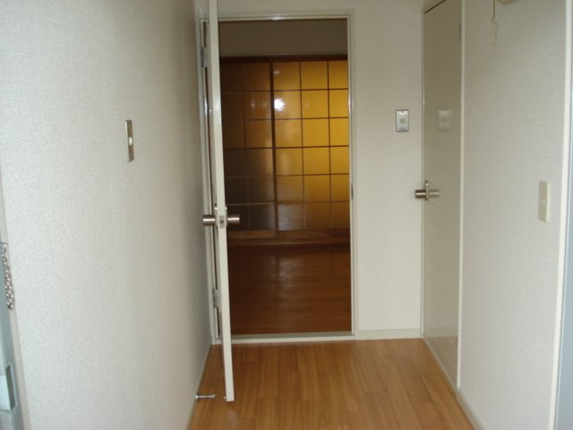 プリモ今伊勢の内装|廊下（イメージ）