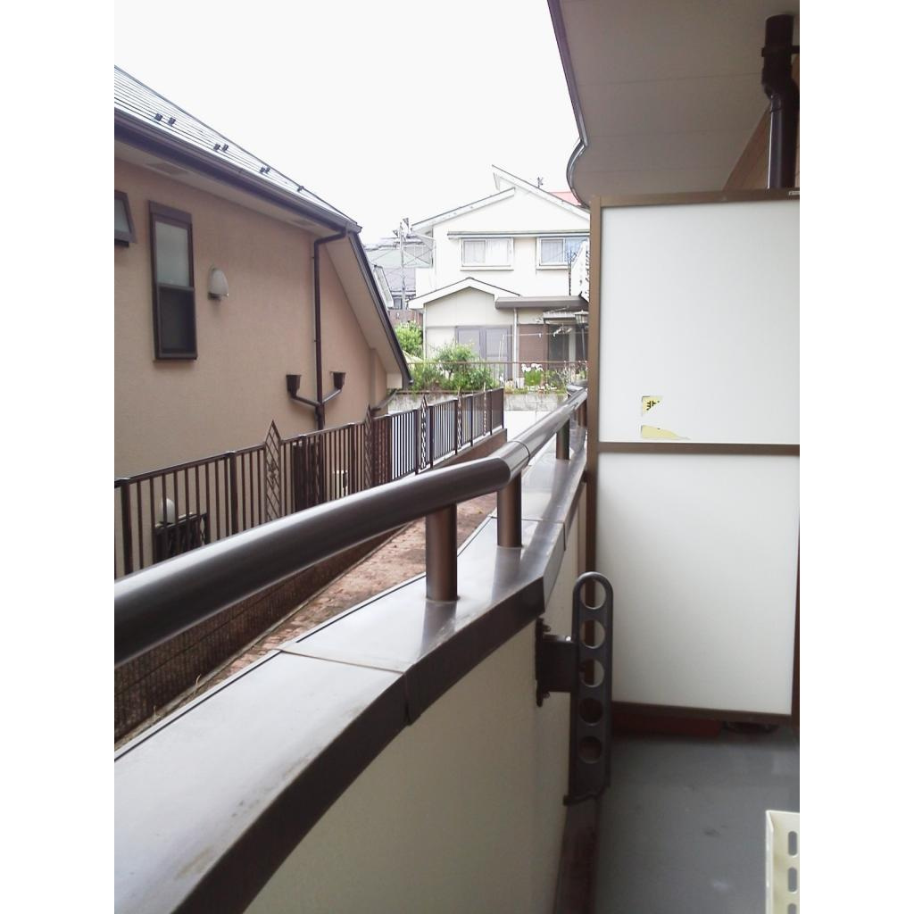 ラフィネ北寺尾のバルコニー