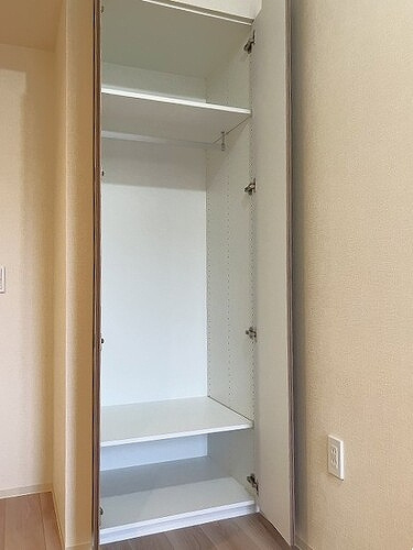 ザ・札幌タワーズ　イーストタワーの収納|洋室約5.5畳　収納