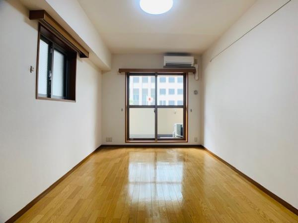 イーストコート芝の居間・リビング