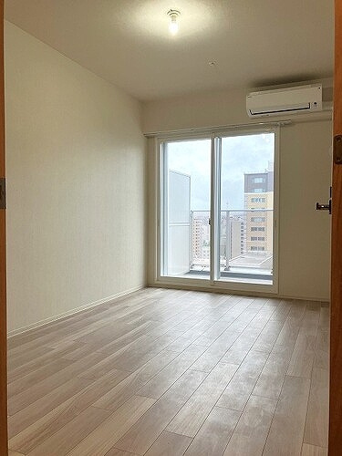 ザ・札幌タワーズ　イーストタワーのその他|洋室　約7.0畳※照明は撤去予定です