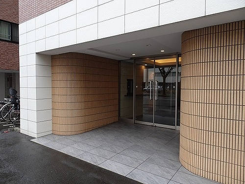 ラ・クラッセ札幌ステーションコートのその他|マンション入口