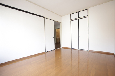 収納付きのお部屋です♪