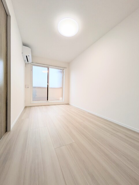 照明器具は残置物となります。