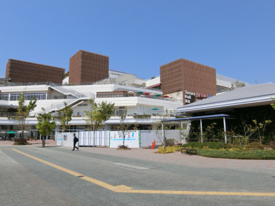 テラスモール湘南　850ｍ
