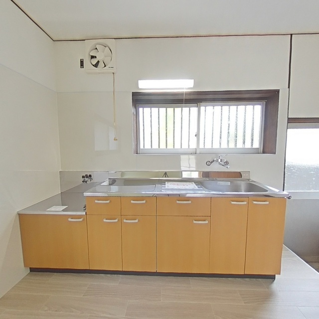 瑞穂市本田1554番地134貸家のキッチン