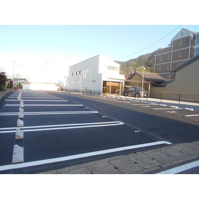 岐阜市長良の駐車場の外観