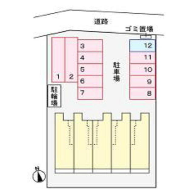 グレイス（北一色）の駐車場