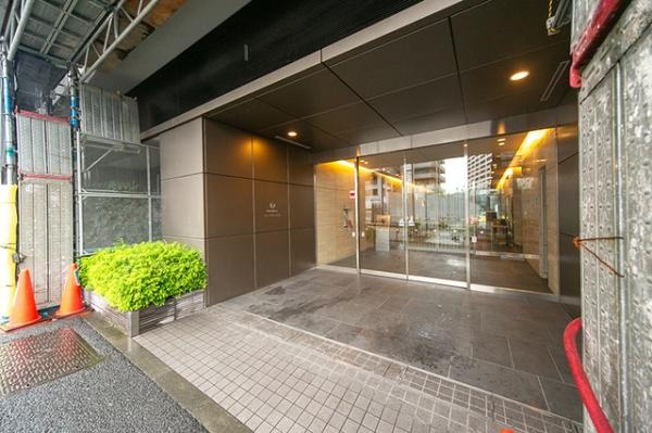 【エントランス】
