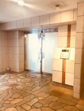 【エントランス】