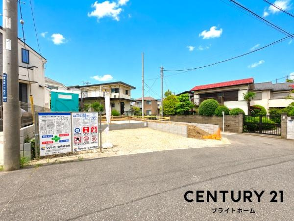 横浜市港南区東永谷１丁目の新築一戸建の前面道路含む現地写真|前面道路が広いので、安心して駐車可能です！
是非現地へお越しください。