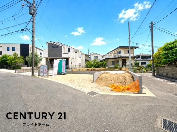 横浜市港南区東永谷１丁目の新築一戸建の前面道路含む現地写真|陽当りの良さが伝わります。
是非一度、現地へ起こしください。

