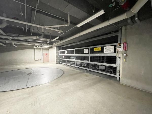 【駐車場】 | フローレンスパレス鷺沼ディヴィージ | 空き状況に関しましてはお気軽にお問合せ下さいませ。
