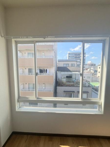 CT国際弁天町の居間・リビング