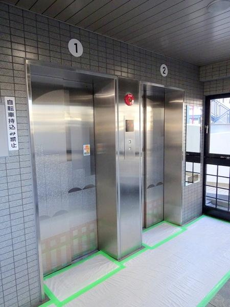 ベイシティ大阪センタープラザのその他共用部分|エレベーター２基完備！