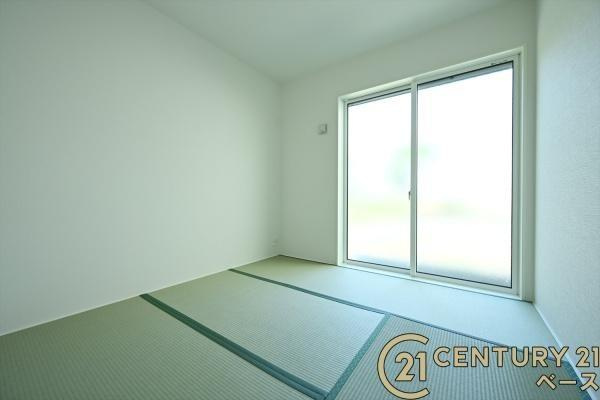 リナージュ新口町 １号棟 ／新築一戸建の内観：施工例|■ほっこり落ち着ける和室！客間としてもご利用いただけます！■