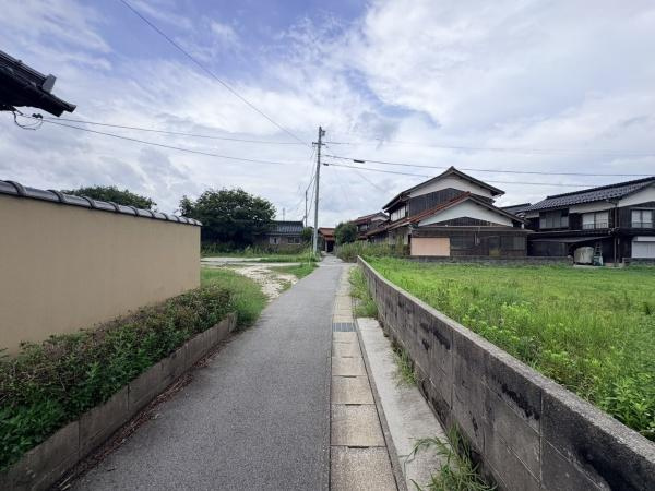 【前面道路含む現地写真】 | 渡町中古戸建　