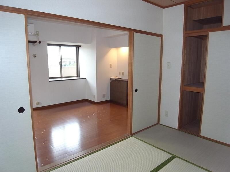 アジュール南まきが原の寝室