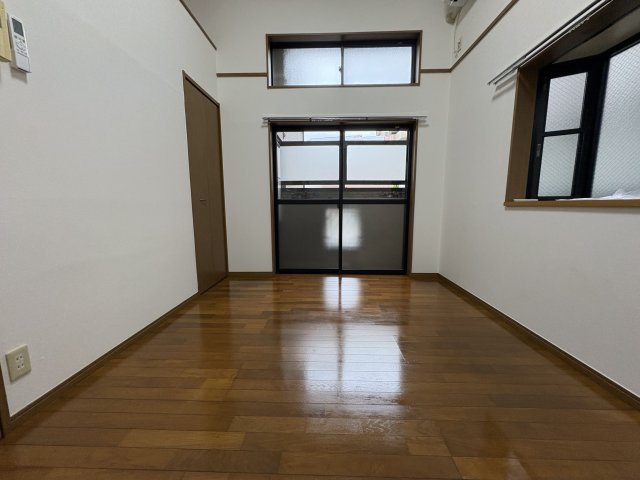 【居間・リビング】 | ピュア大橋弐番館