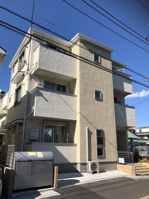グラン松本セントラルの外観