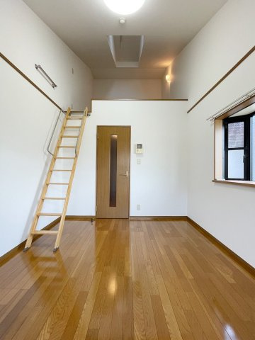【居間・リビング】 | ピュア大橋弐番館