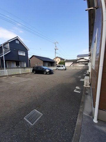 【駐車場】 | メゾンドエスペランスⅢ番館