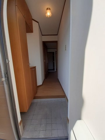 【玄関】 | メゾンドエスペランスⅢ番館