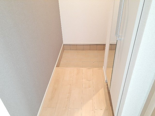 レジデンス港南の玄関