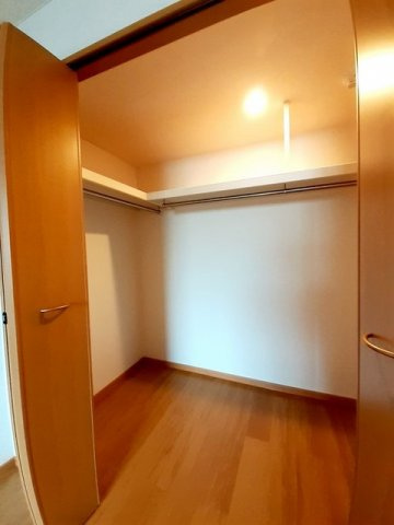 オネスティ　ユー　カレントの収納