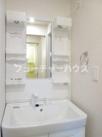 インノバールの洗面所