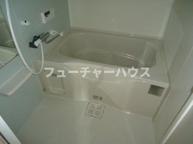 イーストパールⅡ（ＥＡＳＴ　ＰＥＡＲＬⅡ）の浴室|バス