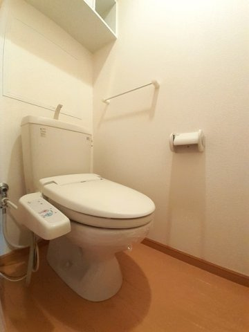 ヴィヴァーチェ東石井のトイレ