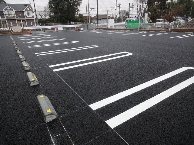 エテルノ・フィオーレ　Ｂの駐車場