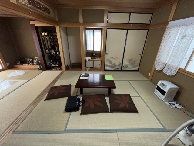 山形市成沢西3丁目の和室