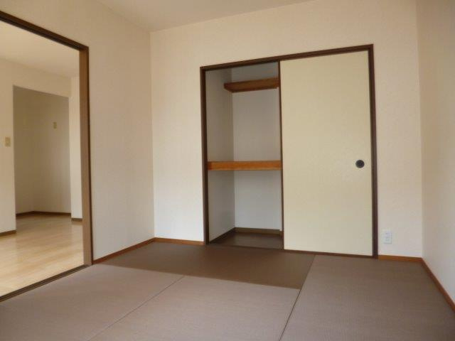 ピュア・ライフ Aの収納|和室（モダン畳）