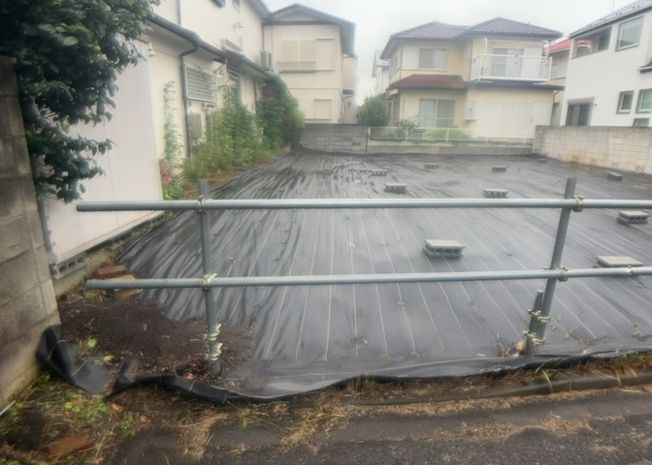 【外観】 | 人が暮らすうえで日光は大切な要素となります。日当たりの良さは譲れないポイントですね。併せて近くに大きな建築物の建築予定がないか、あるいはそれが可能な土地が近くにないか事前に確認することもお勧めします。