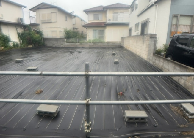 【外観】 | 家を建てる前提で土地を探している場合、地盤の丈夫さは譲れない条件の一つです。地盤が脆弱だと追加工事が必要となります。また、過去に地盤沈下や液状化現象を起こした土地は、できるだけ避けた方がいいでしょう。