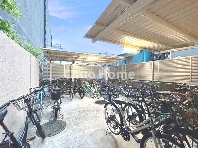 イニシア豊洲コンフォートプレイスの駐輪場|駐輪場