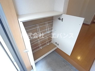 【エントランス】 | フラワーヒルズ２号館
