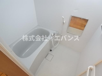 【浴室】 | フラワーヒルズ２号館 | お風呂です