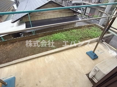 【バルコニー】 | フラワーヒルズ２号館 | お洗濯にも便利なバルコニー付き