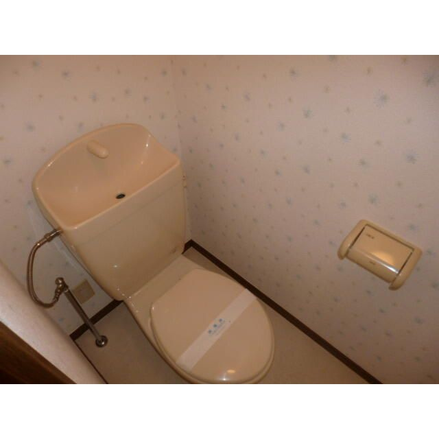アンプルールフェールＹｏｓｈｉｄａのトイレ