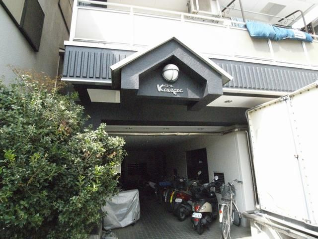【エントランス】 | ドミール川越 | ゆとりのあるエントランスです