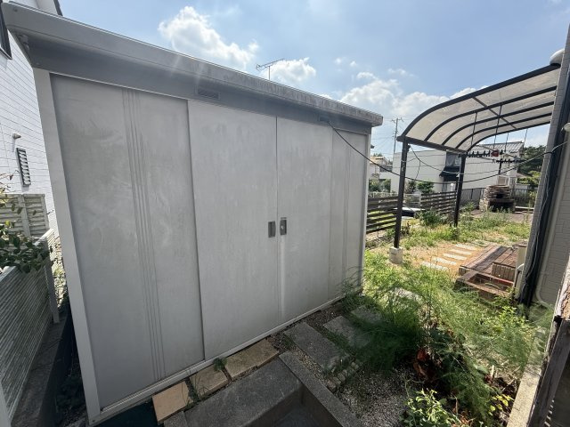 米野木町北山貸家Ⅱの庭|物置