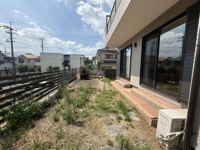 米野木町北山貸家Ⅱの庭