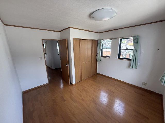 米野木町北山貸家Ⅱの洋室|2階洋室7帖