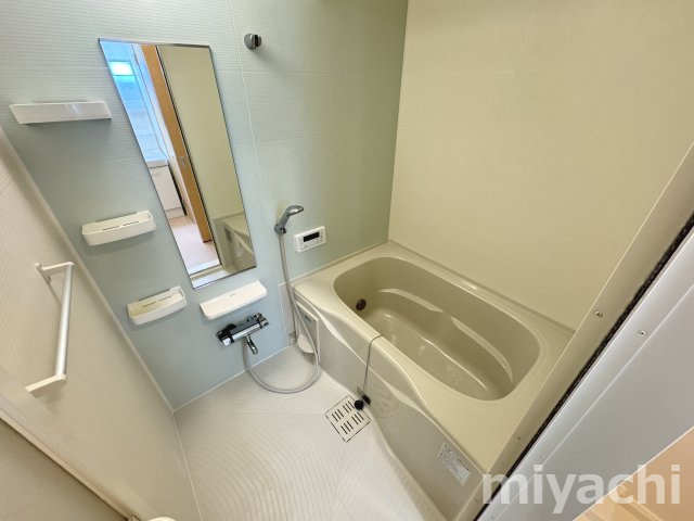 コンフォール矢三　Ｃの浴室